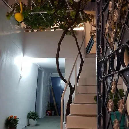 Blue Island Apartment