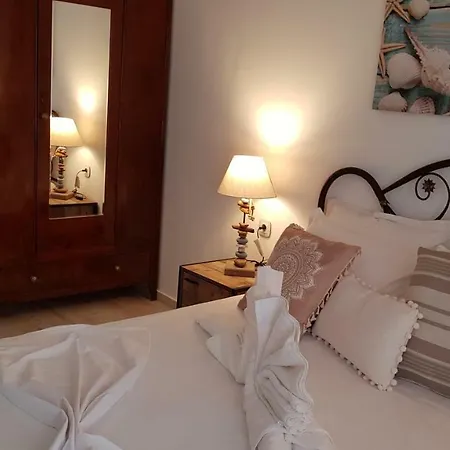 Blue Island Apartment Batsi (Andros)
