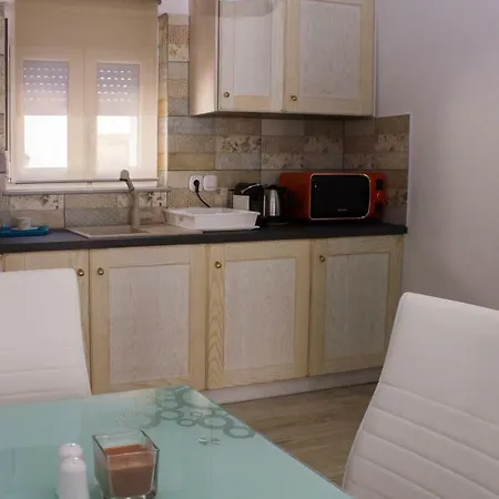Blue Island Apartment