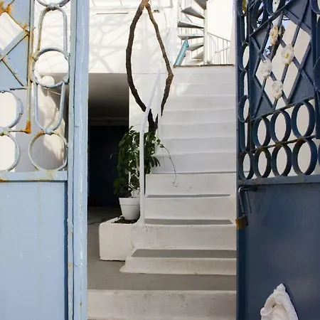 Blue Island Batsi (Andros)