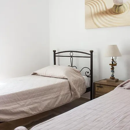 Blue Island Apartament Batsi