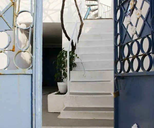 Blue Island Batsi (Andros)