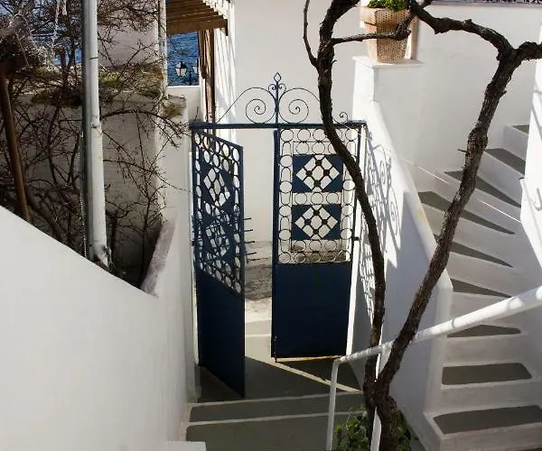 Blue Island Apartment Batsi (Andros)