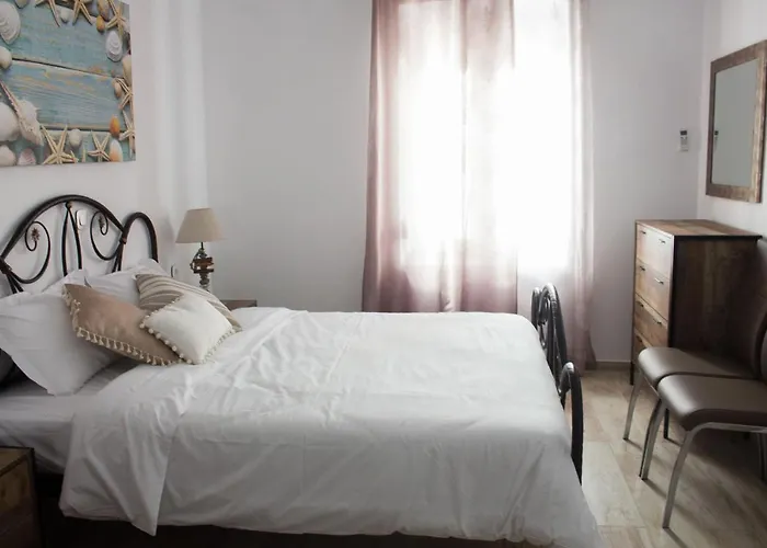 Blue Island Batsi (Andros)